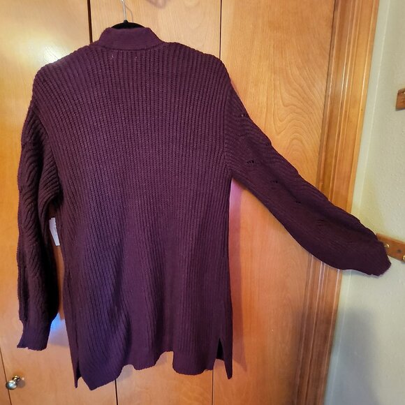 Retrology Sweater - Picture 1 of 4